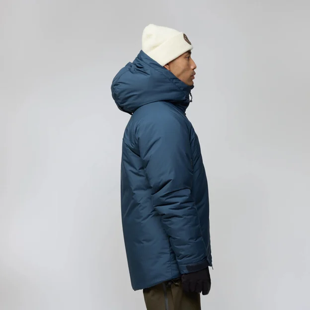 Fjällräven Bergtagen 130 Insulation Jkt M Men’s Mountaineering jackets Model Model side 94254