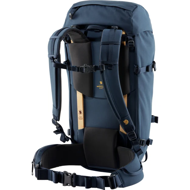 Fjällräven Bergtagen 38 M-L Unisex Mountaineering backpacks Blue Main Back 17016