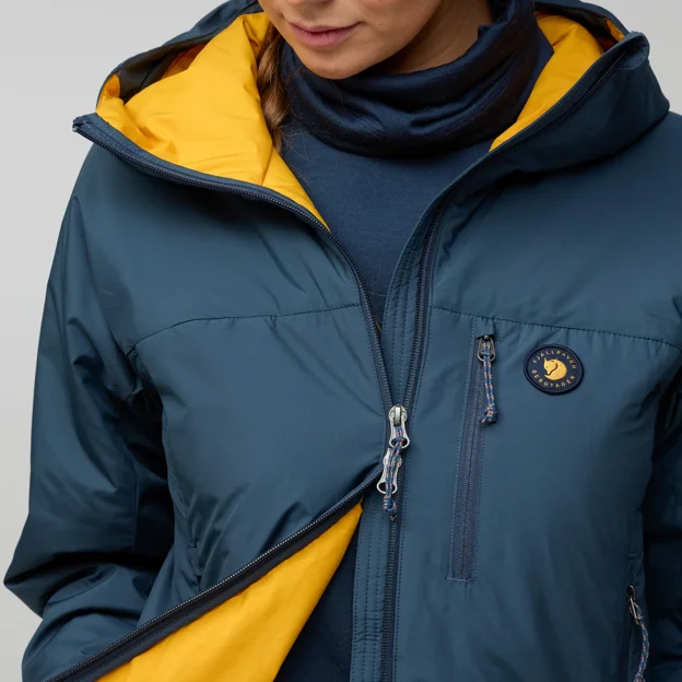 Fjällräven Bergtagen 60 Insulation Jkt W Women’s Mountaineering jackets Model Angle J 94347