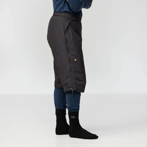 Fjällräven Bergtagen 60 Insulation Shorts Unisex Insulated trousers Model Model side 94165