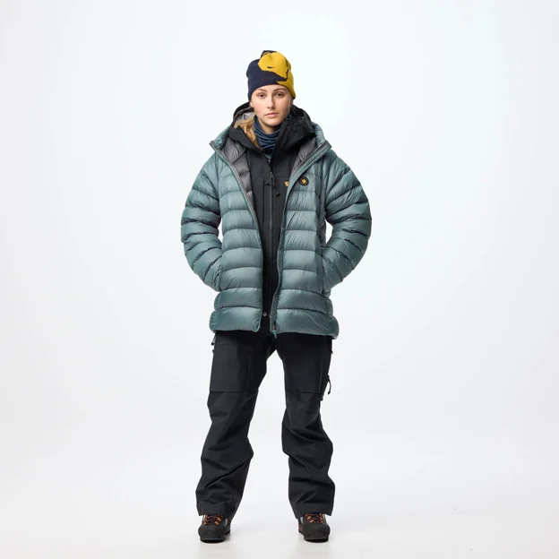 Fjällräven Bergtagen Down Jacket W Women’s Down jackets Model Angle L 120237