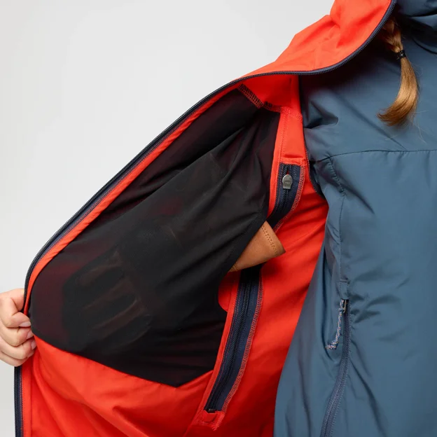 Fjällräven Bergtagen G-1000 Jacket W Women’s Mountaineering jackets Model Angle L 94327