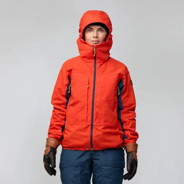 Fjällräven Bergtagen G-1000 Jacket W Women’s Mountaineering jackets Model Angle N 94379