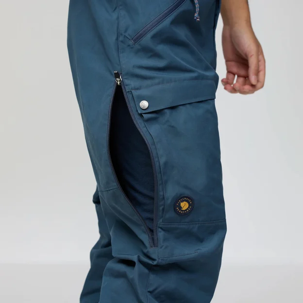 Fjällräven Bergtagen G-1000 Trousers M Men’s Mountaineering trousers Model Angle I 94348