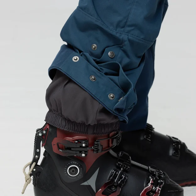 Fjällräven Bergtagen G-1000 Trousers W Women’s Mountaineering trousers Model Angle L 94367
