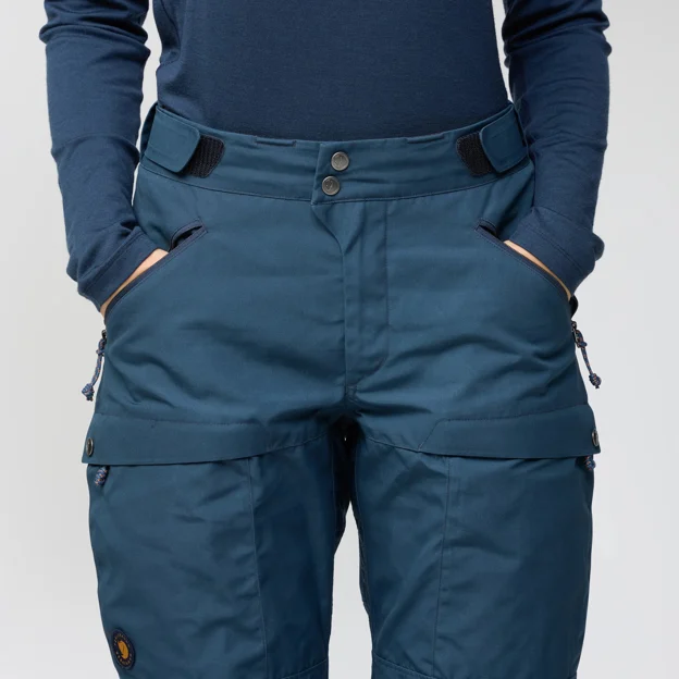 Fjällräven Bergtagen G-1000 Trousers W Women’s Mountaineering trousers Model Angle J 94222