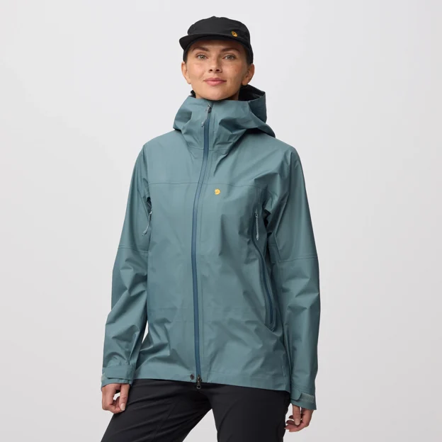 Fjällräven Bergtagen GTX Lite Jacket W Women’s Mountaineering jackets Model Model side 99977