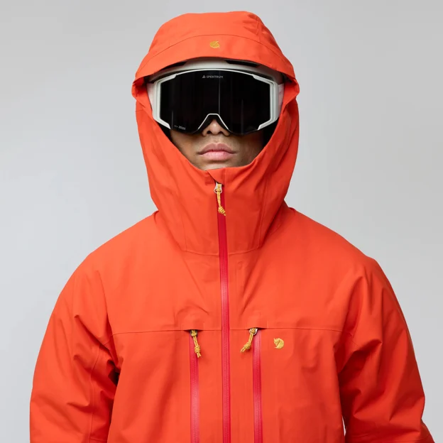 Fjällräven Bergtagen GTX Pro Jacket M Men’s Mountaineering jackets Model Angle K 121614
