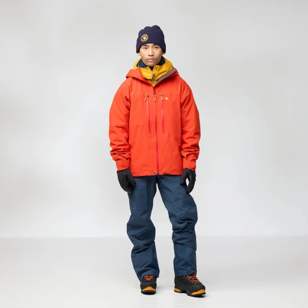 Fjällräven Bergtagen GTX Pro Jacket M Men’s Mountaineering jackets Model Angle F 94181