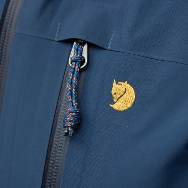 Fjällräven Bergtagen GTX Pro Jacket W Women’s Mountaineering jackets Model Angle N 94216