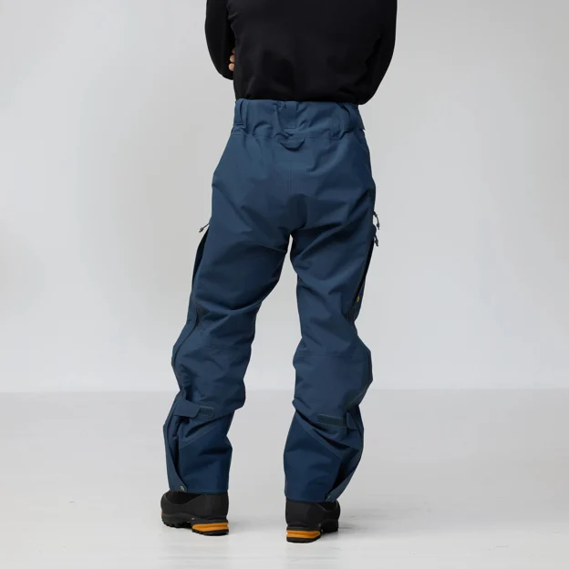 Fjällräven Bergtagen GTX Pro Trousers M Men’s Mountaineering trousers Model Model back 94277