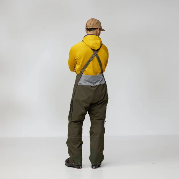 Fjällräven Bergtagen GTX Touring Bibs M Men’s Mountaineering trousers Model Model back 94395