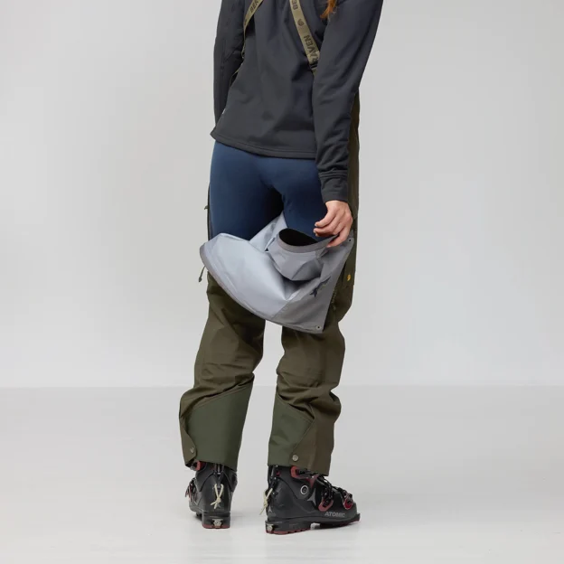 Fjällräven Bergtagen GTX Touring Bibs W Women’s Mountaineering trousers Model Angle H 94337
