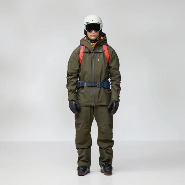 Fjällräven Bergtagen GTX Touring Jacket M Men’s Mountaineering jackets Model Model front 94186