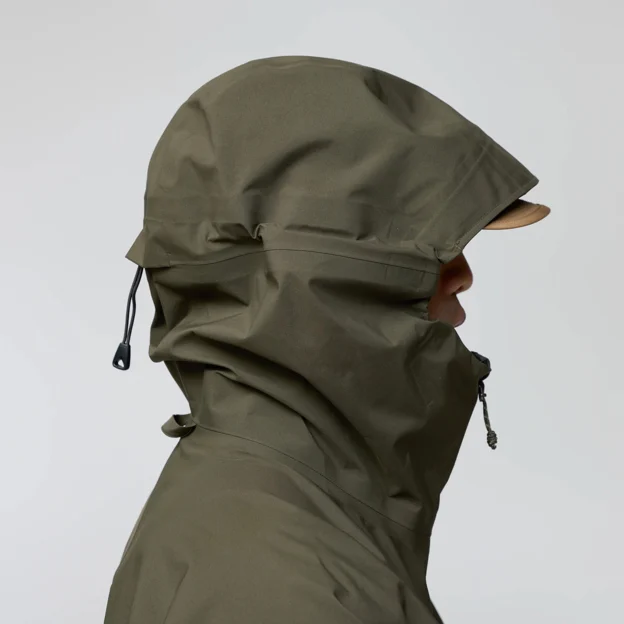 Fjällräven Bergtagen GTX Touring Jacket M Men’s Mountaineering jackets Model Angle H 94191