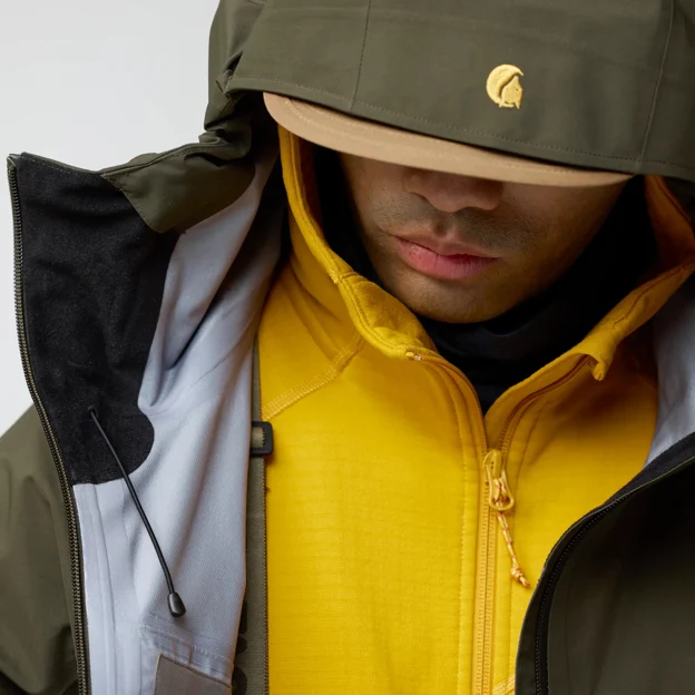 Fjällräven Bergtagen GTX Touring Jacket M Men’s Mountaineering jackets Model Angle I 94194