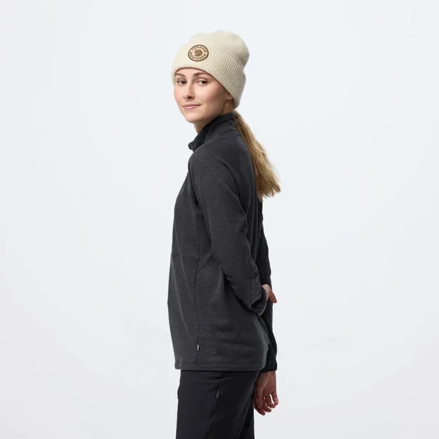 Fjällräven Bergtagen Midlayer Half Zip W Women’s Fleeces Model Model side 120268