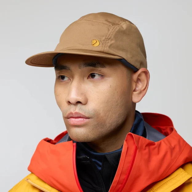 Fjällräven Bergtagen Mountain Cap Unisex Caps, hats & beanies Model Angle F 94391
