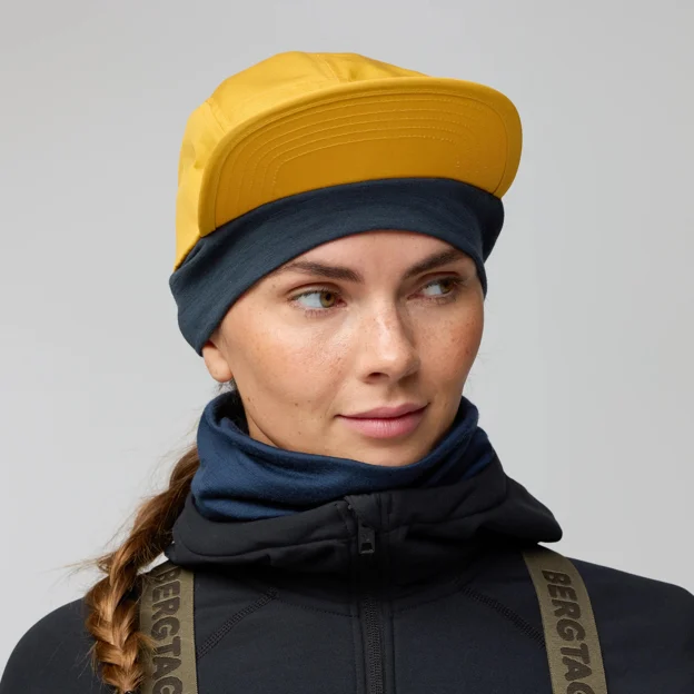 Fjällräven Bergtagen Mountain Cap Unisex Caps, hats & beanies Model Angle G 94378