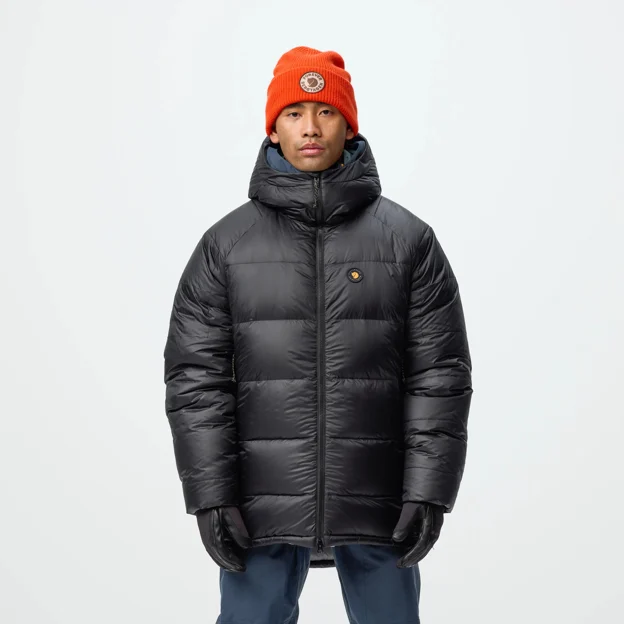 Fjällräven Bergtagen Topp Down Jacket M Men’s Down jackets Model Angle F 120182