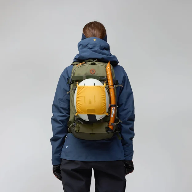 Fjällräven Bergtagen Touring 22 Unisex Mountaineering backpacks Model Model front 94297