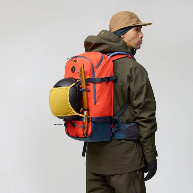 Fjällräven Bergtagen Touring 30 M/L Unisex Mountaineering backpacks Model Model front 94345
