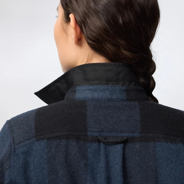 Fjällräven Canada Shirt W Women’s Shirts Model Angle K 86142