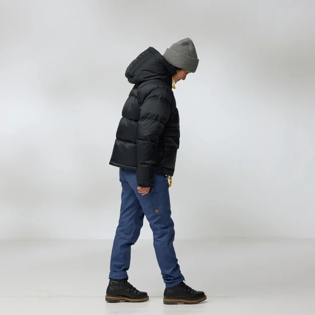 Fjällräven Expedition Down Cropped Jacket W Women’s Down jackets Model Model side 92704