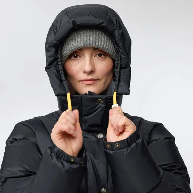 Fjällräven Expedition Down Cropped Jacket W Women’s Down jackets Model Angle G 92705