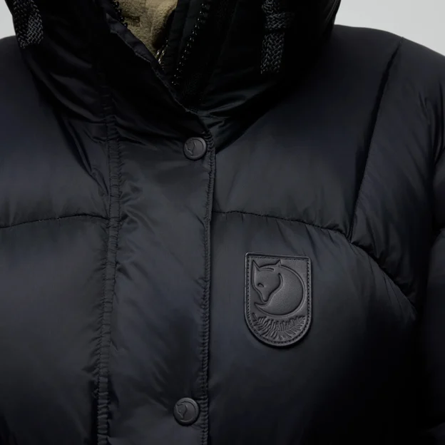 Fjällräven Expedition Down Cropped Jkt Black Edition W Women’s Down jackets Model Angle G 125929