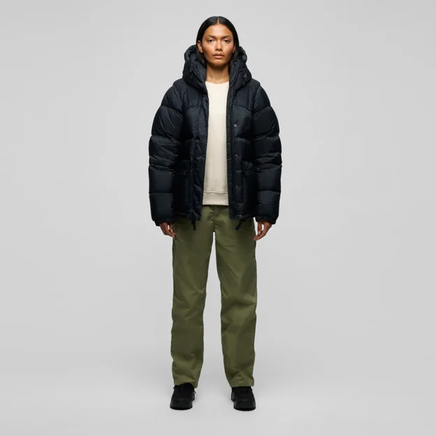 Fjällräven Expedition Down Lite Jacket Black Edition W Women’s Down jackets Model Model front 126198