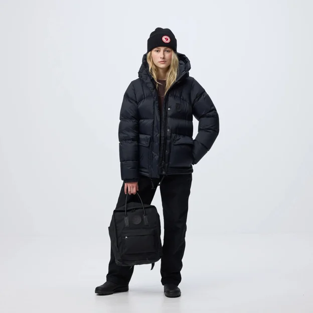 Fjällräven Expedition Down Lite Jacket Black Edition W Women’s Down jackets Model Model front 98967