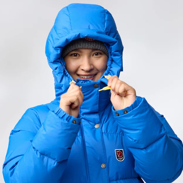 Fjällräven Expedition Down Lite Jacket W Women’s Down jackets Model Angle J 86154