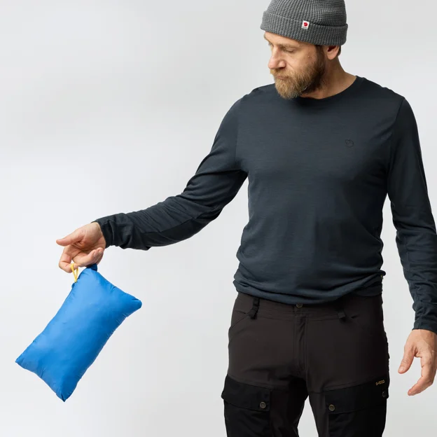 Fjällräven Expedition Lätt Hoodie M Men’s Outlet Model Angle O 86175