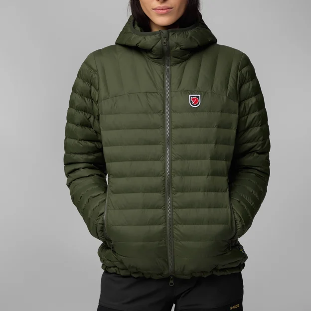Fjällräven Expedition Lätt Hoodie W Women’s Down jackets Model Angle H 89458