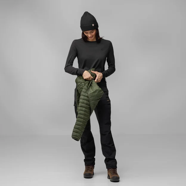 Fjällräven Expedition Lätt Hoodie W Women’s Down jackets Model Angle L 89462