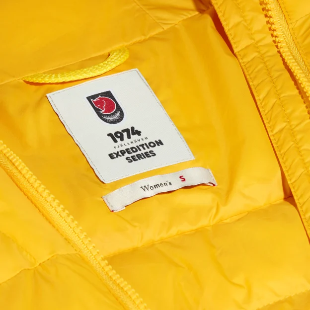 Fjällräven Expedition Lätt Hoodie W Women’s Down jackets Detail Angle H 33647