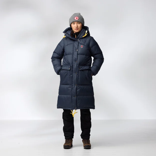 Fjällräven Expedition Long Down Parka W Women’s Down jackets Model Angle I 86182