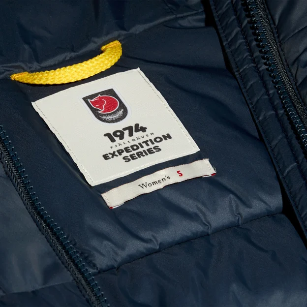Fjällräven Expedition Pack Down Hoodie W Women’s Down jackets Detail Angle J 33678