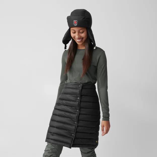 Fjällräven Expedition Pack Down Skirt Women’s Insulated trousers Model Model side 60160