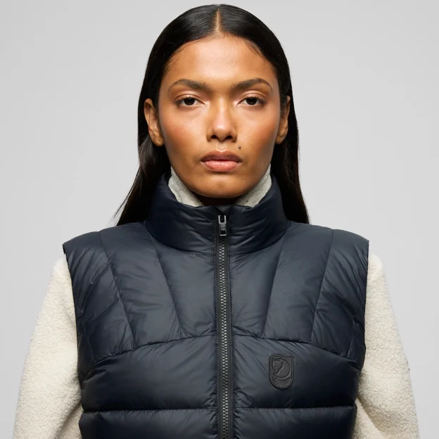 Fjällräven Expedition Pack Down Vest Black Edition W Women’s Down jackets Model Angle F 125941