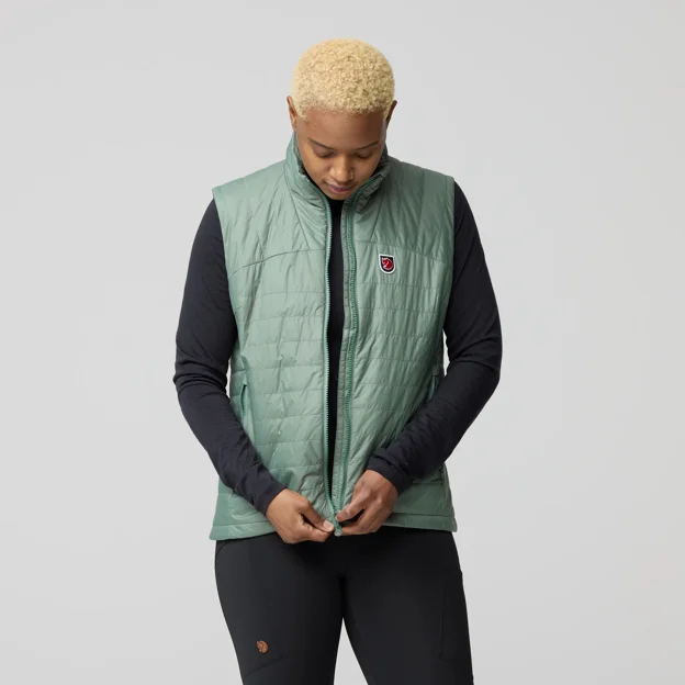 Fjällräven Expedition X-Lätt Vest W Women’s Vests Model Angle J 93395