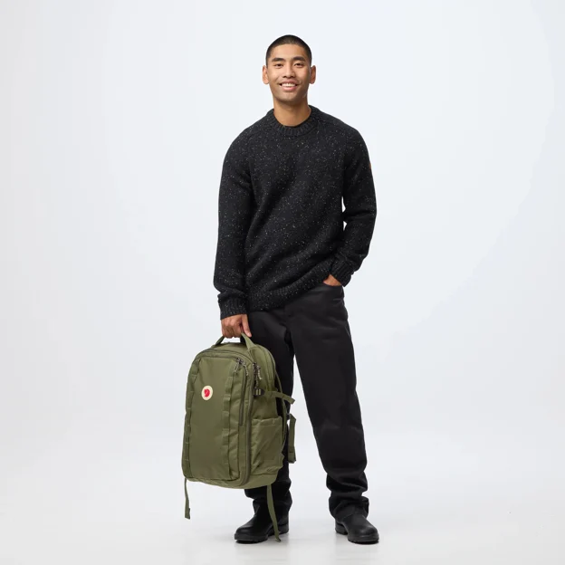 Fjällräven Färden Carry-On Pack 30 Unisex Daypacks Model Angle G 120036