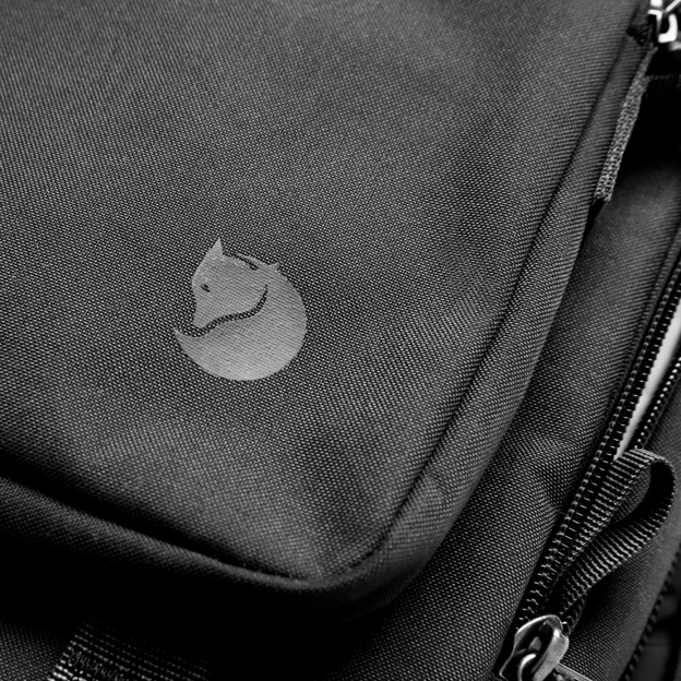 Fjällräven Färden Carry-On Pack Unisex Daypacks Model Angle N 89673
