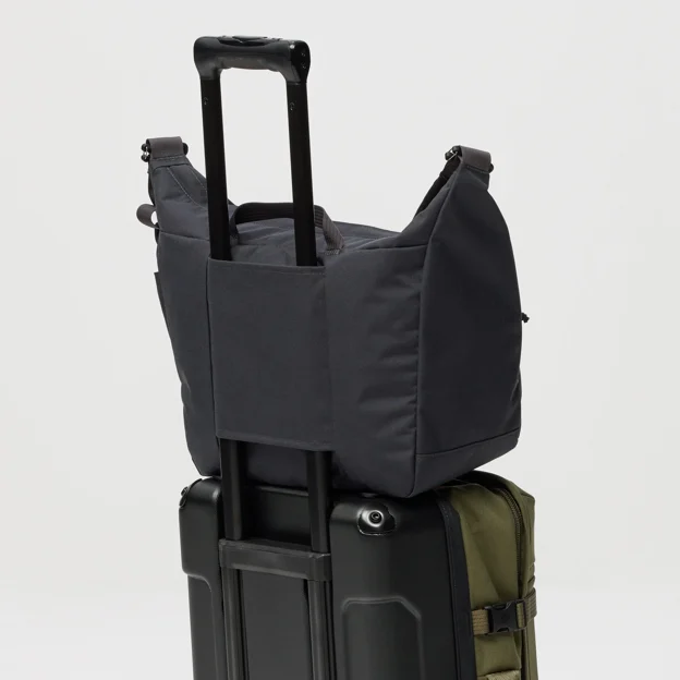 Fjällräven Färden Crossbody Unisex Shoulder bags Model Angle I 101610