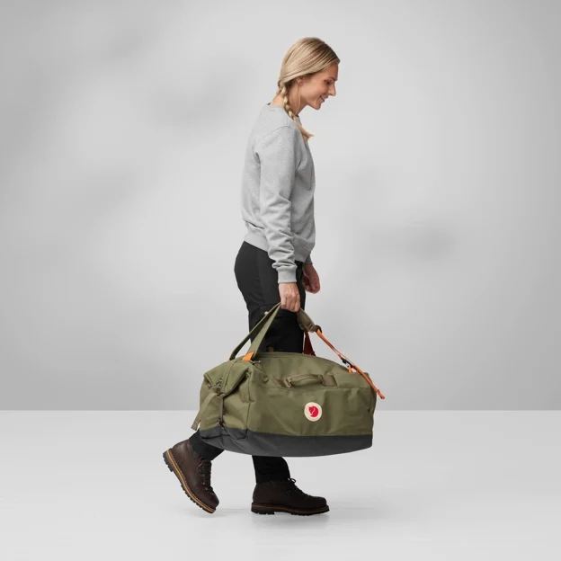 Fjällräven Färden Duffel 50 Unisex Daypacks Model Model front 85422