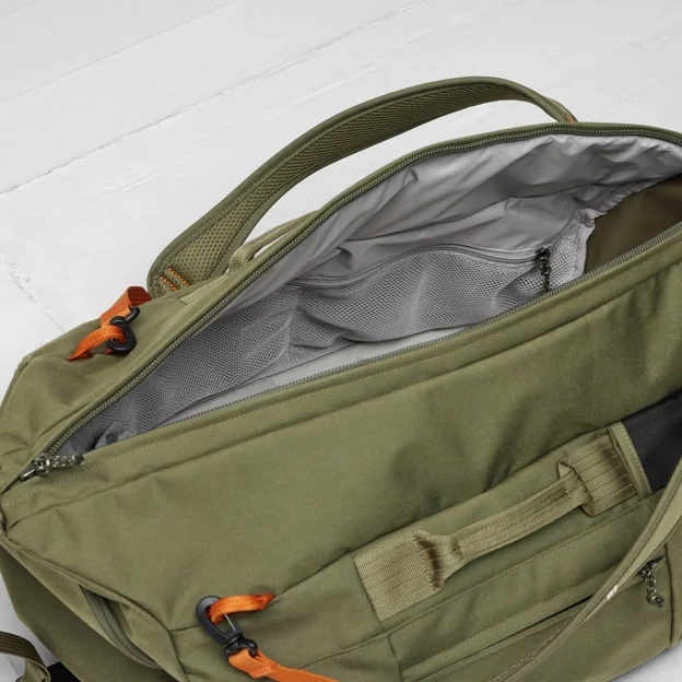 Fjällräven Färden Duffel 80 Unisex Daypacks Model Angle J 85719