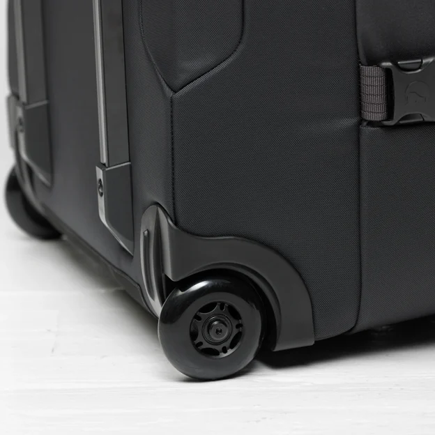 Fjällräven Färden Roller 120 Unisex Travel bags Model Angle K 121615