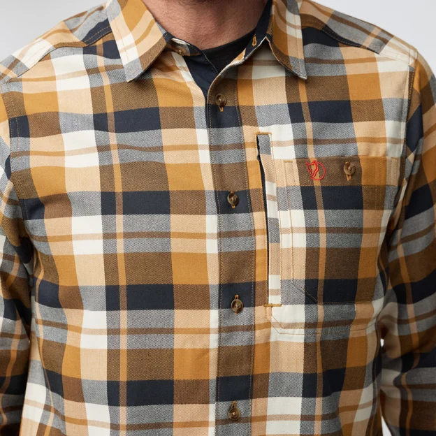 Fjällräven Fjällglim Relaxed Shirt M Men’s Shirts Model Angle I 86226