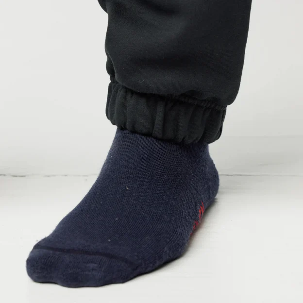 Fjällräven Fjällräven Classic Sweatpants M Men’s Outdoor trousers Model Angle J 92676